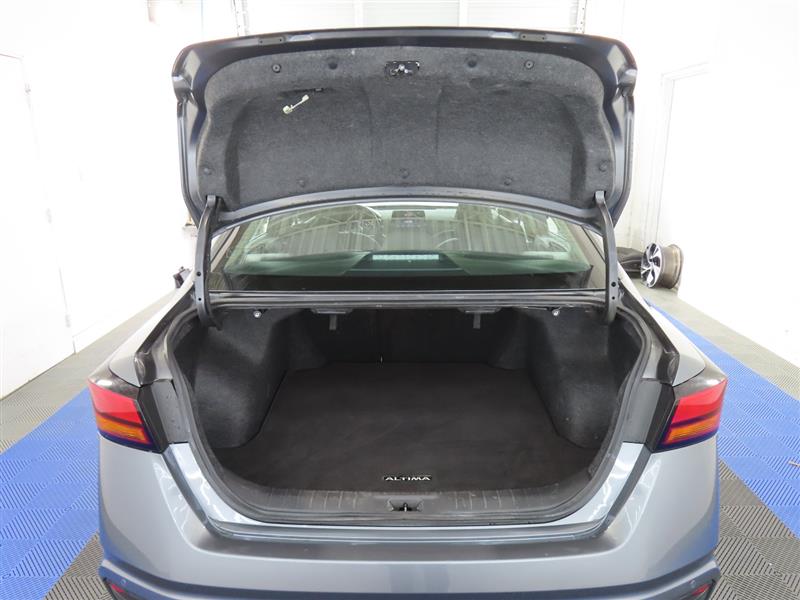 NISSANALTIMA12