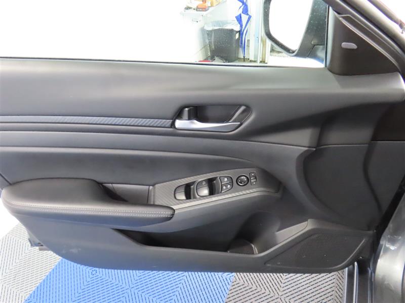 NISSANALTIMA16