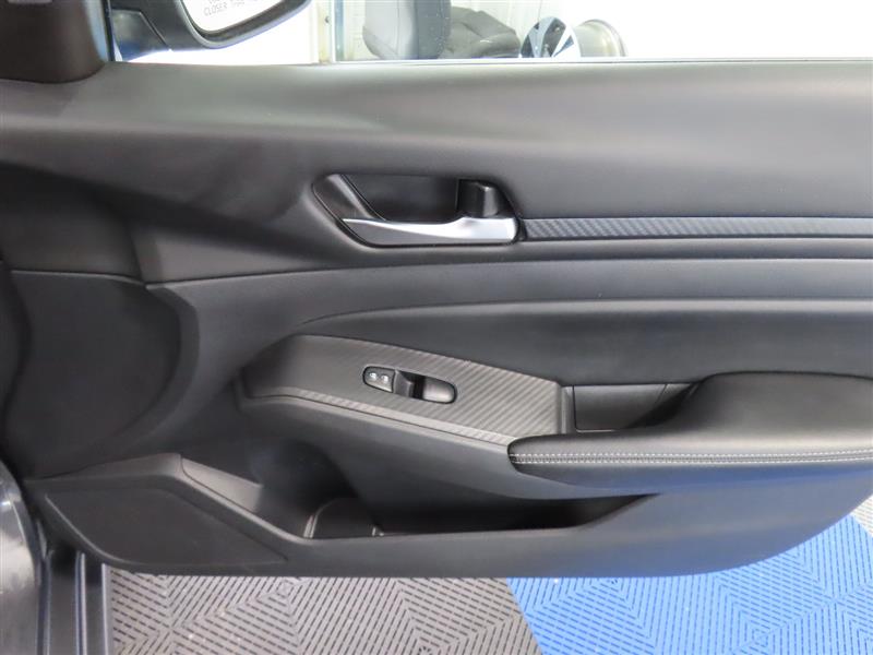 NISSANALTIMA33