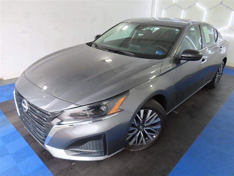 NISSANALTIMA4