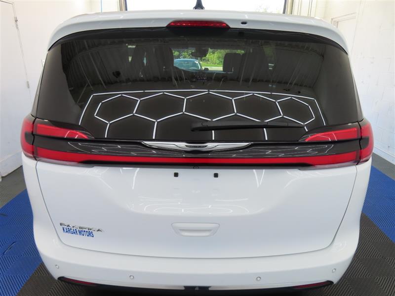 CHRYSLERPACIFICA12