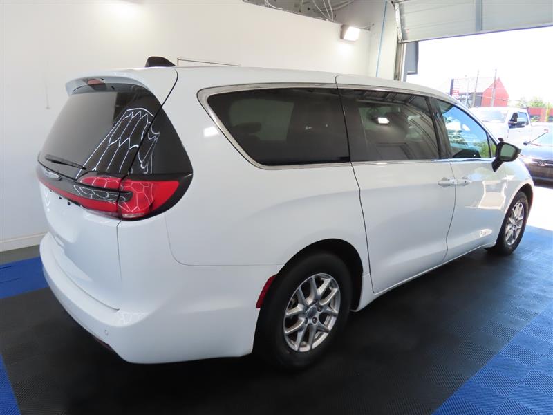 CHRYSLERPACIFICA15