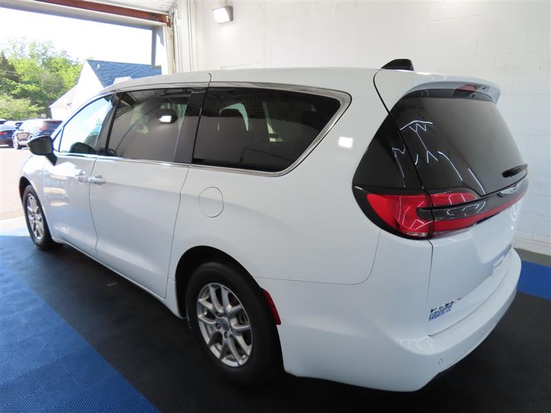 CHRYSLERPACIFICA10