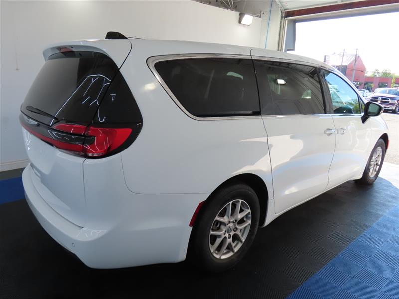 CHRYSLERPACIFICA14