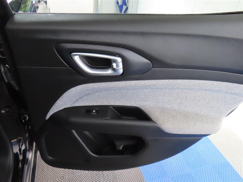 JEEPCOMPASS32