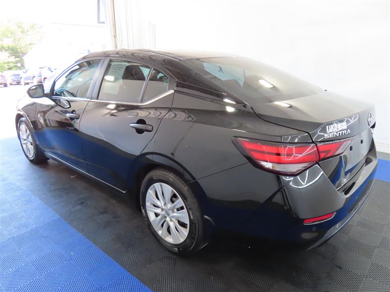NISSANSENTRA10