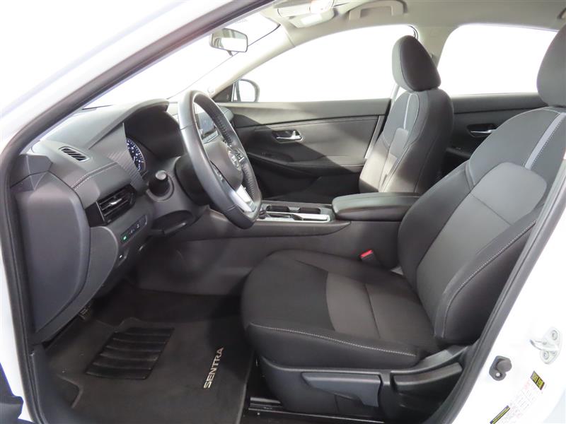 NISSANSENTRA17