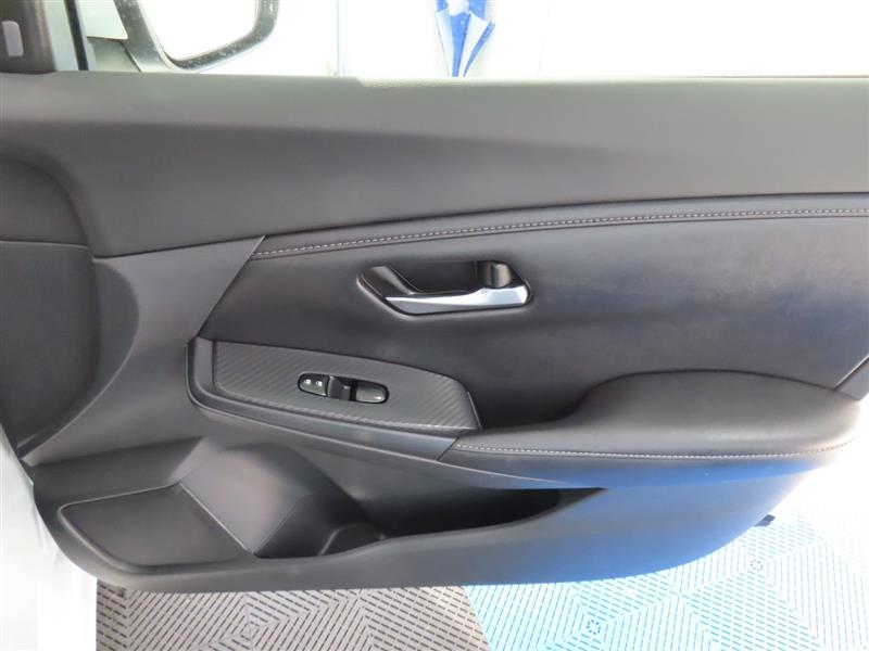NISSANSENTRA33