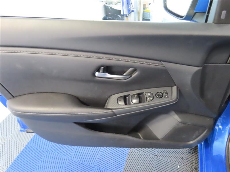 NISSANSENTRA13