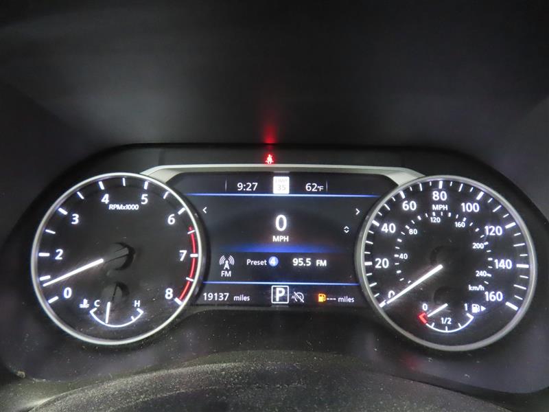 NISSANSENTRA17