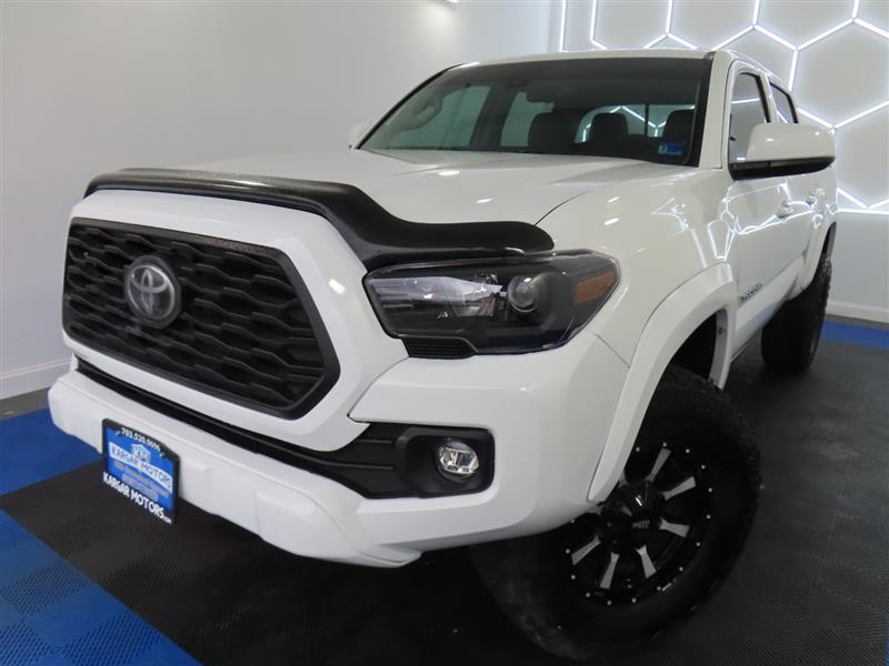2019 TOYOTA TACOMA SR5