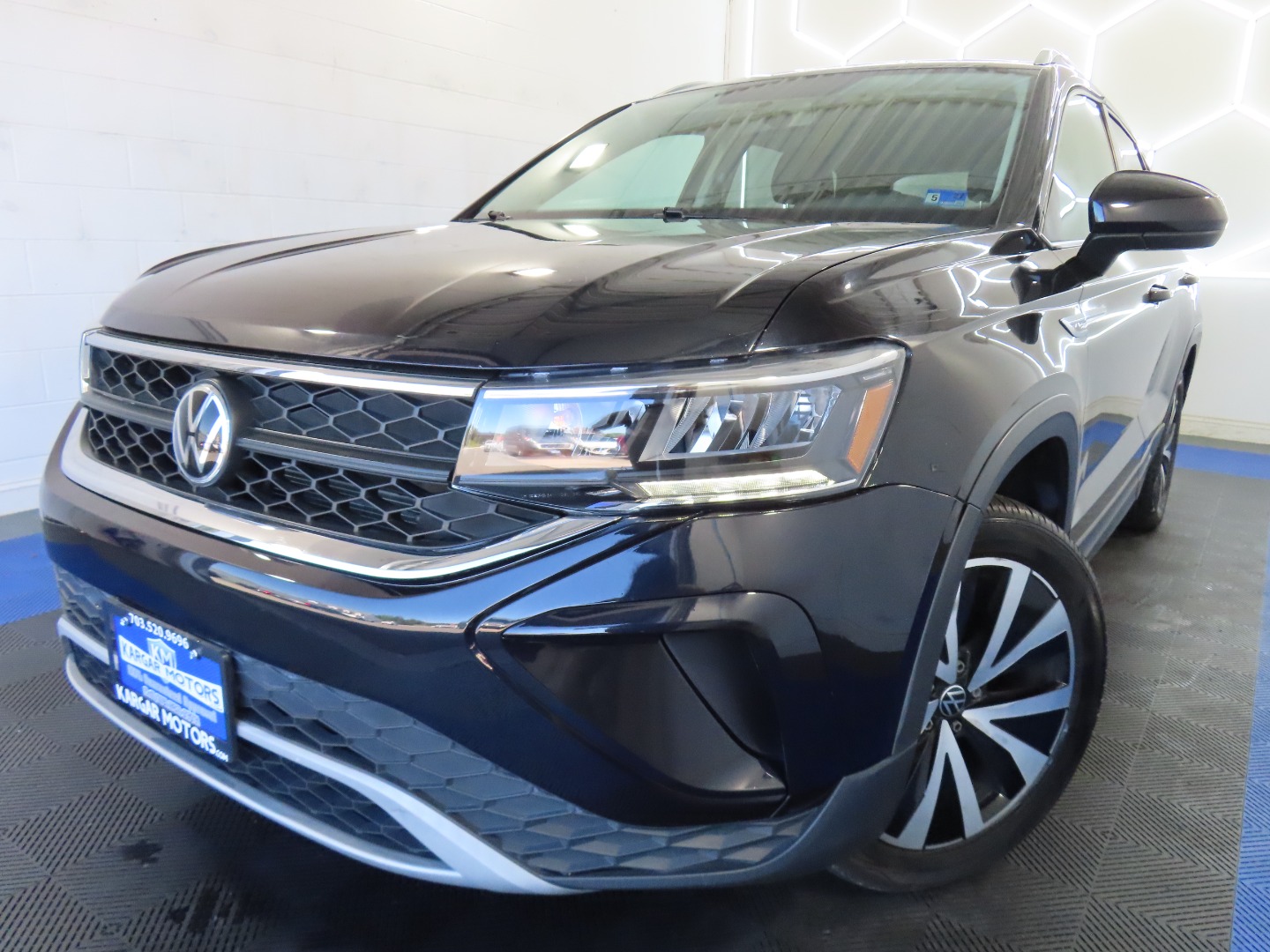 2022 Volkswagen Taos 1.5T SE 4Motion's photo