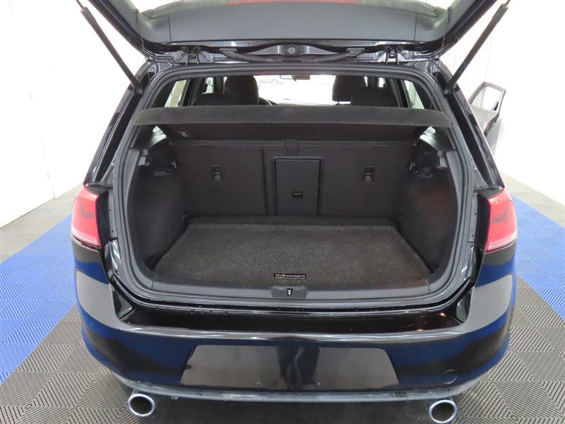 VOLKSWAGENGOLF GTI12