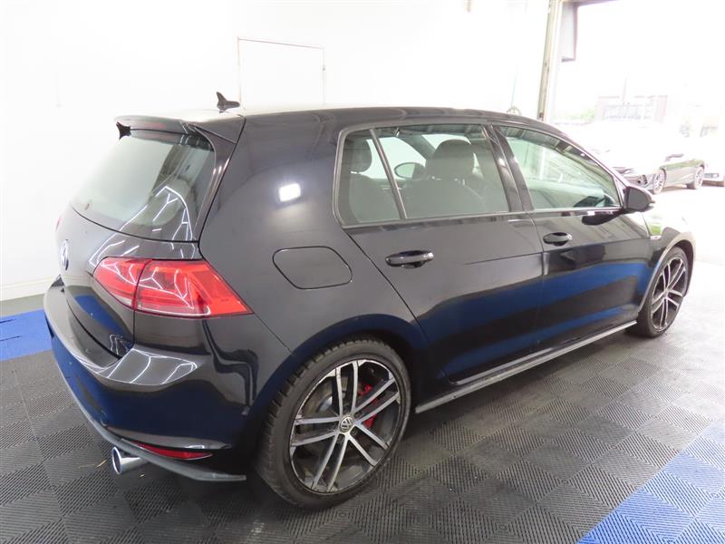 VOLKSWAGENGOLF GTI14
