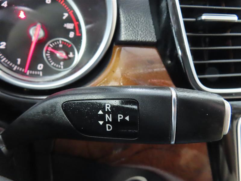 MERCEDES-BENZGLS27