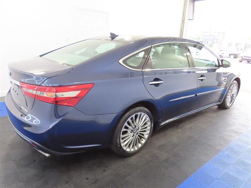 TOYOTAAVALON15