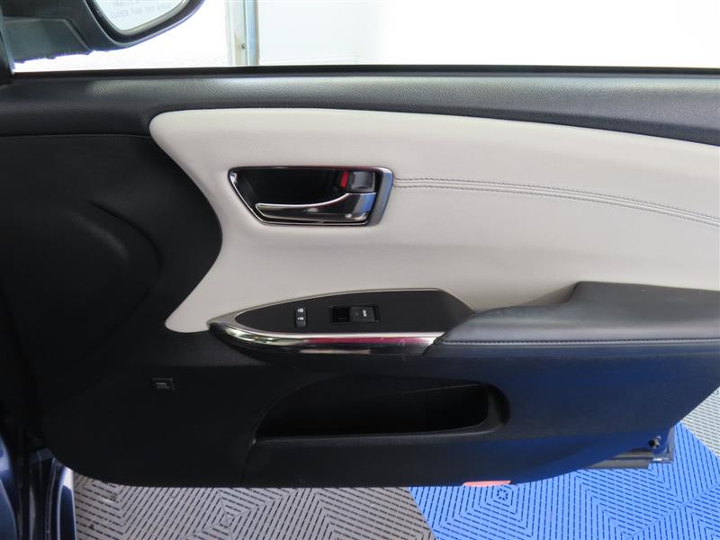 TOYOTAAVALON38