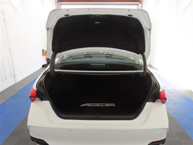 TOYOTAAVALON12