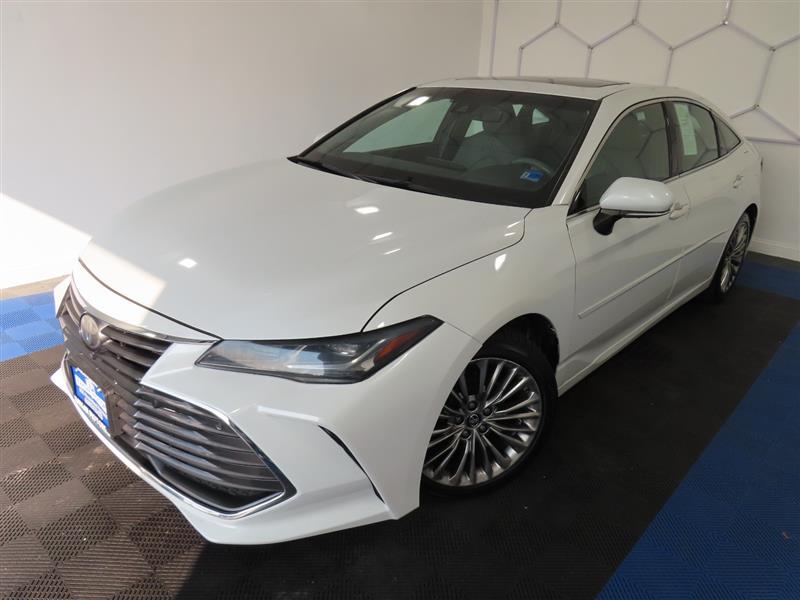 TOYOTAAVALON4