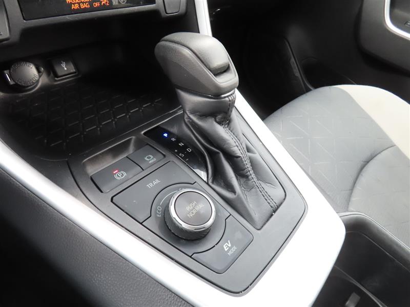 TOYOTARAV4 HYBRID28