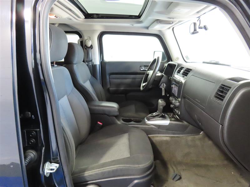 HUMMERH3 *** WELL MAINTAINED HUMMER *** COME TAKE A LOOK ***30