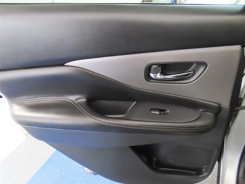 NISSANMURANO31