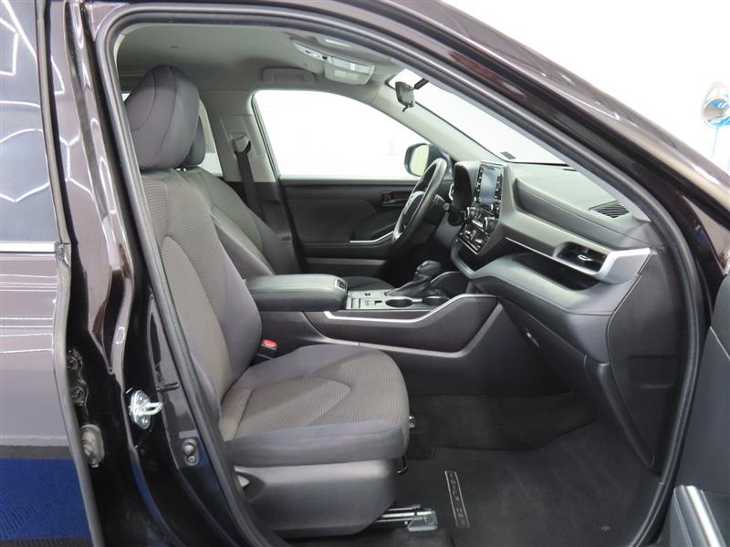TOYOTAHIGHLANDER32