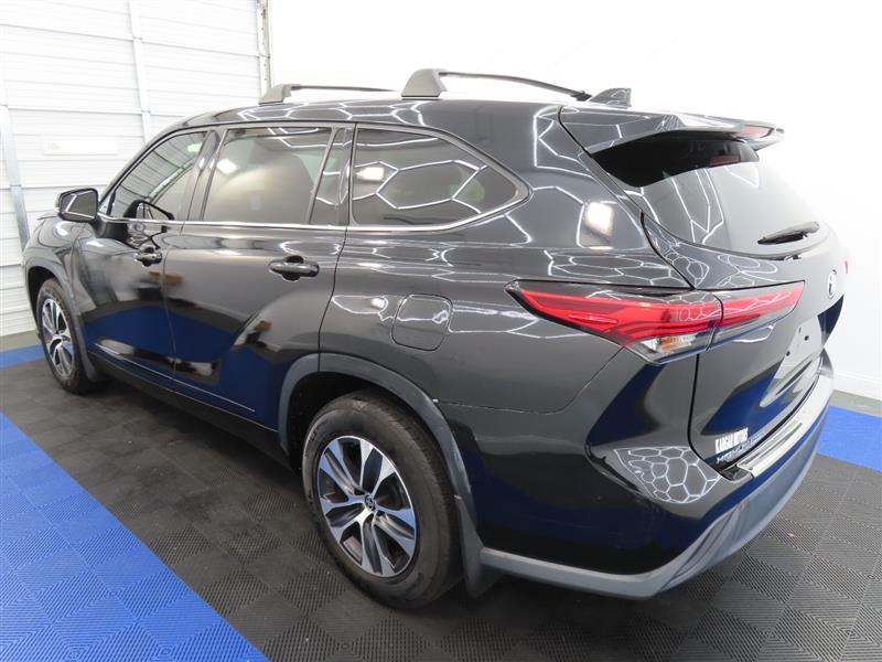 TOYOTAHIGHLANDER6