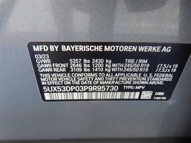 BMWX341