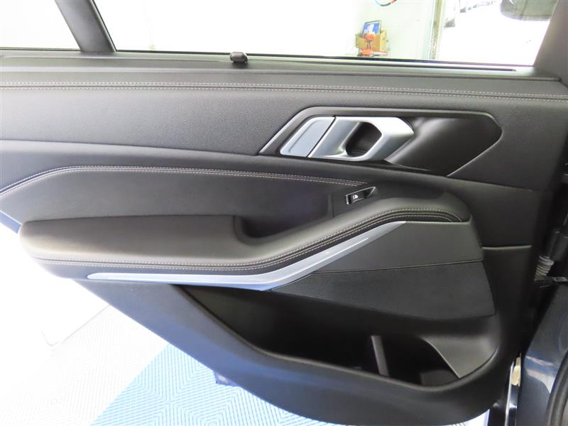 BMWX533