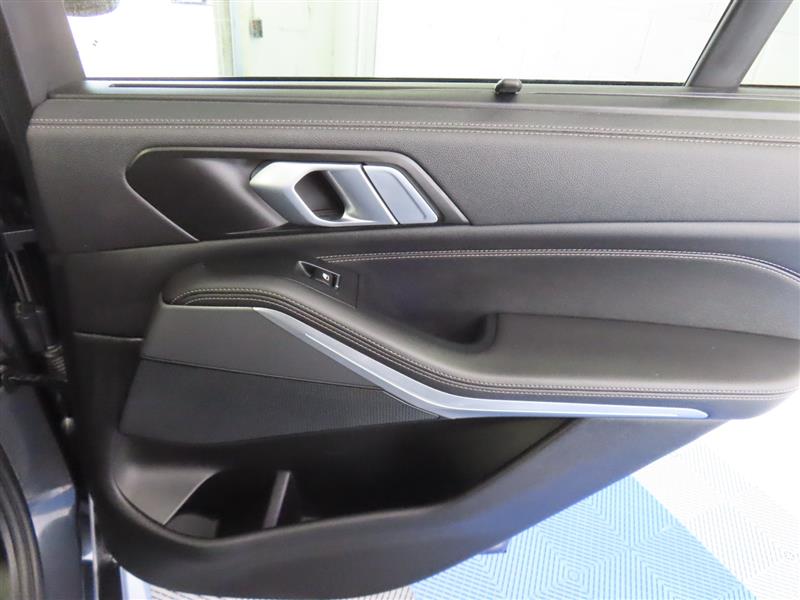 BMWX536