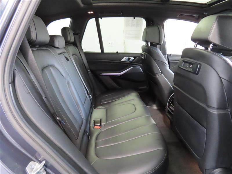 BMWX537