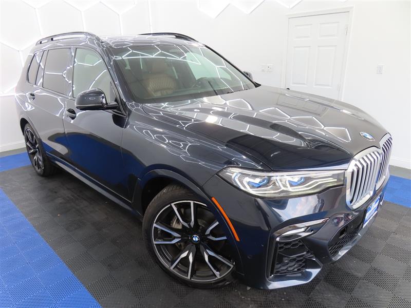 BMWX76
