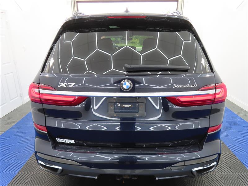 BMWX712