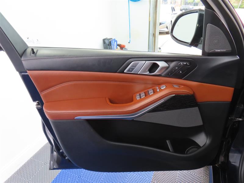 BMWX717