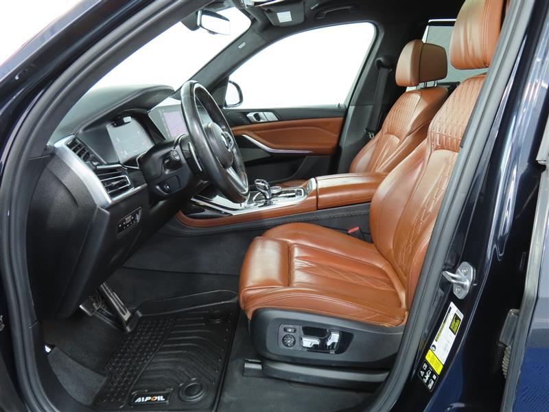 BMWX718