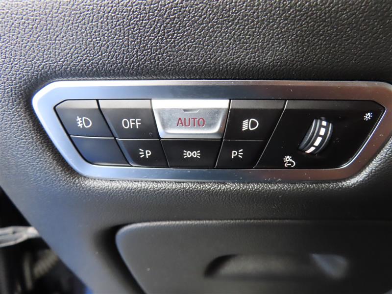 BMWX721