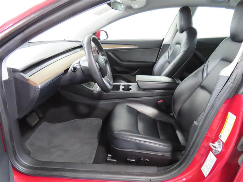 TESLAMODEL 315