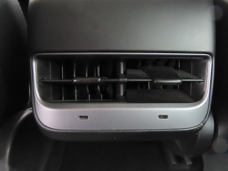 TESLAMODEL 328