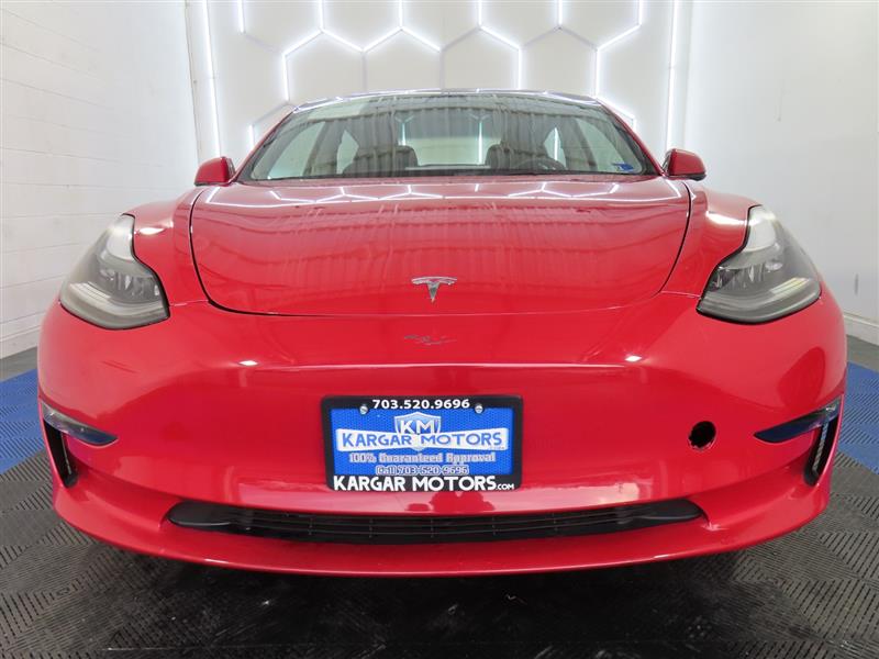 TESLAMODEL 32