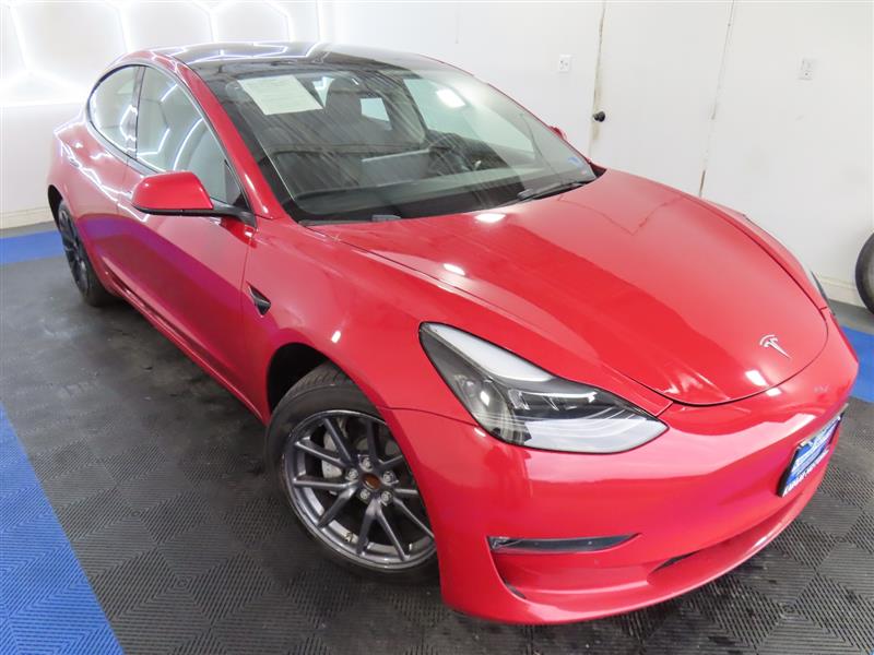 TESLAMODEL 35