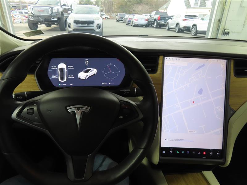 TESLAMODEL S21