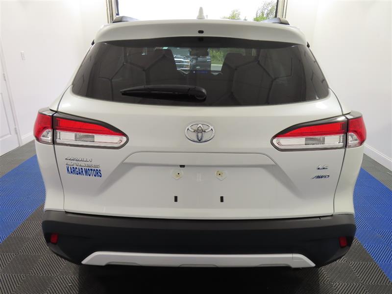 TOYOTACOROLLA CROSS11