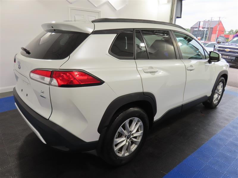 TOYOTACOROLLA CROSS15