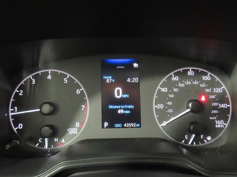 TOYOTACOROLLA CROSS21