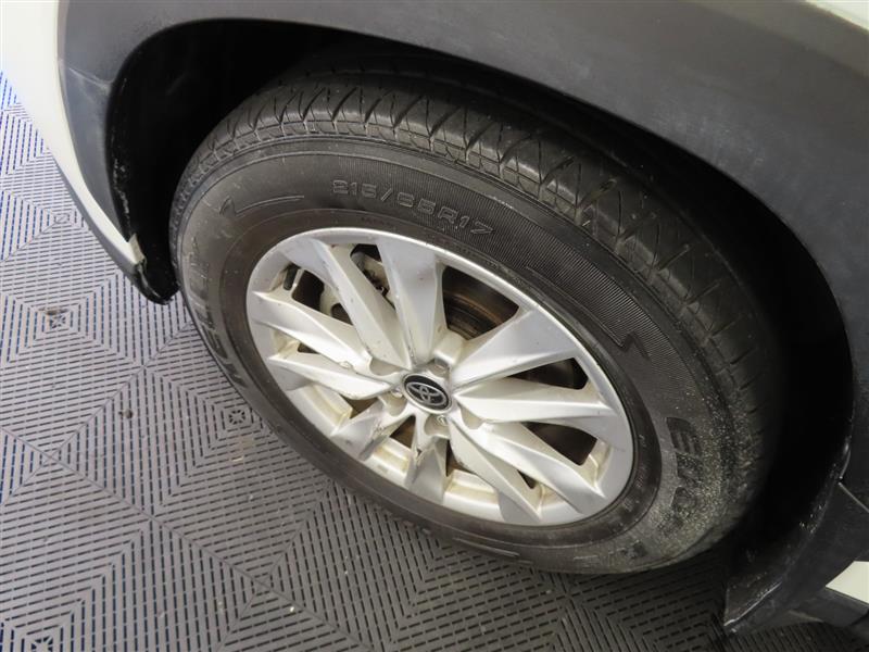 TOYOTACOROLLA CROSS6