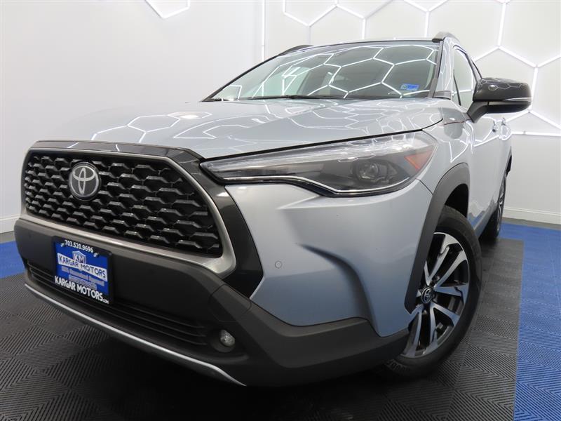 2025 TOYOTA COROLLA CROSS XLE
