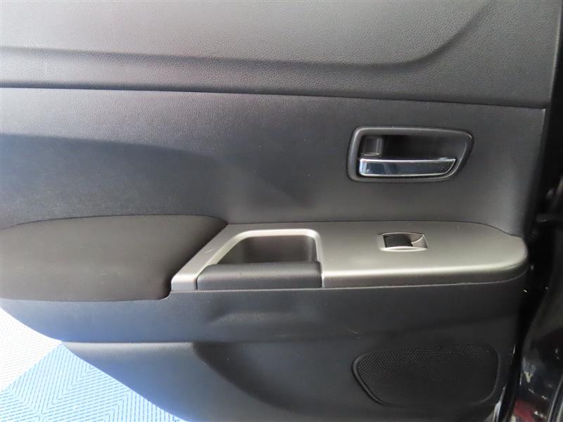 MITSUBISHIOUTLANDER SPORT25