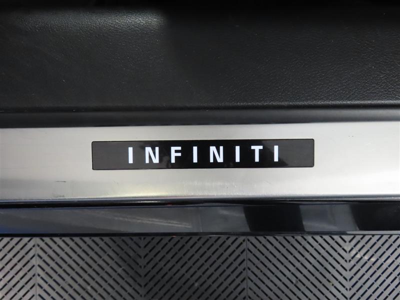 INFINITIQ5017