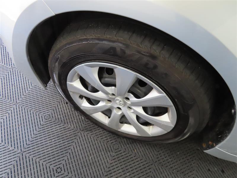 TOYOTACOROLLA HYBRID6